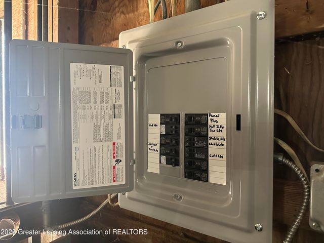 346 Wind N Wood Drive, Okemos, MI 48864