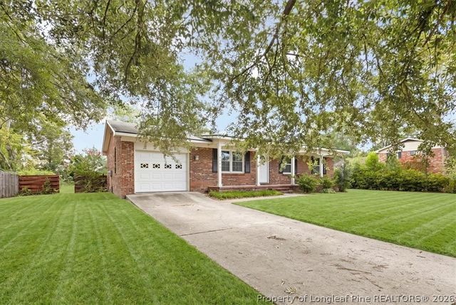 6604 vaughn Road, Fayetteville, NC 28304