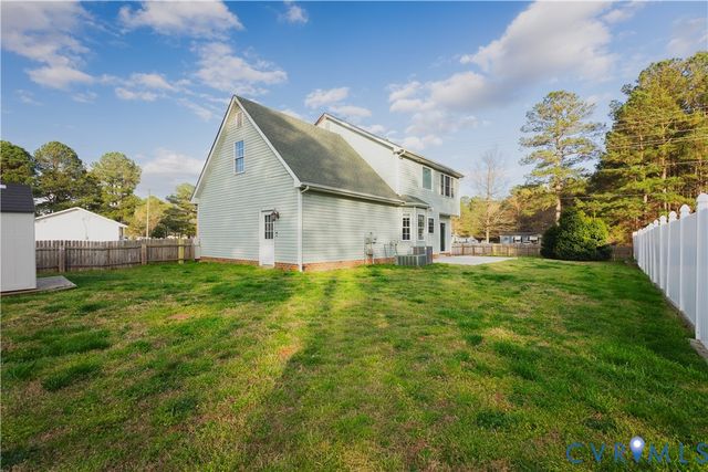 29290 Meadowview Dr, Sussex, VA 23890