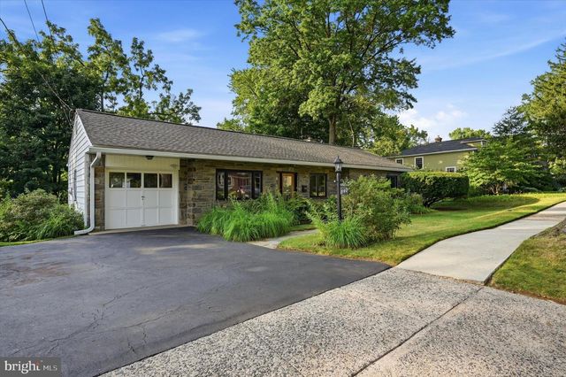 840 DELMONT DR, Wynnewood, PA 19096