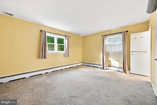 840 DELMONT DR, Wynnewood, PA 19096