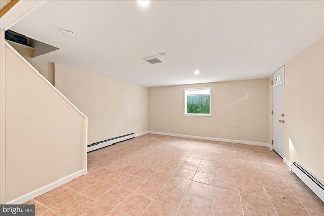 840 DELMONT DR, Wynnewood, PA 19096