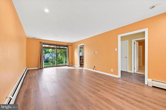 840 DELMONT DR, Wynnewood, PA 19096