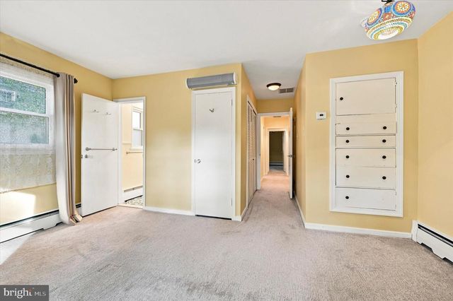 840 DELMONT DR, Wynnewood, PA 19096