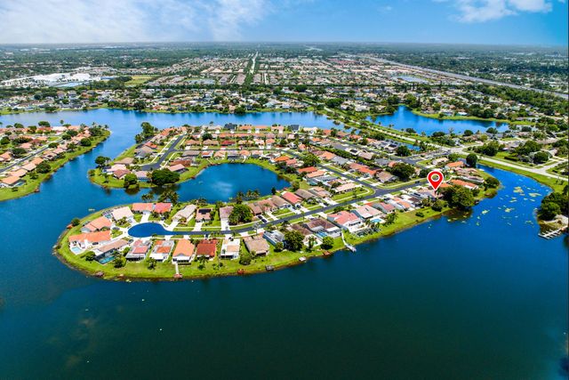 8409 Bonita Isle Drive, Lake Worth, FL 33467