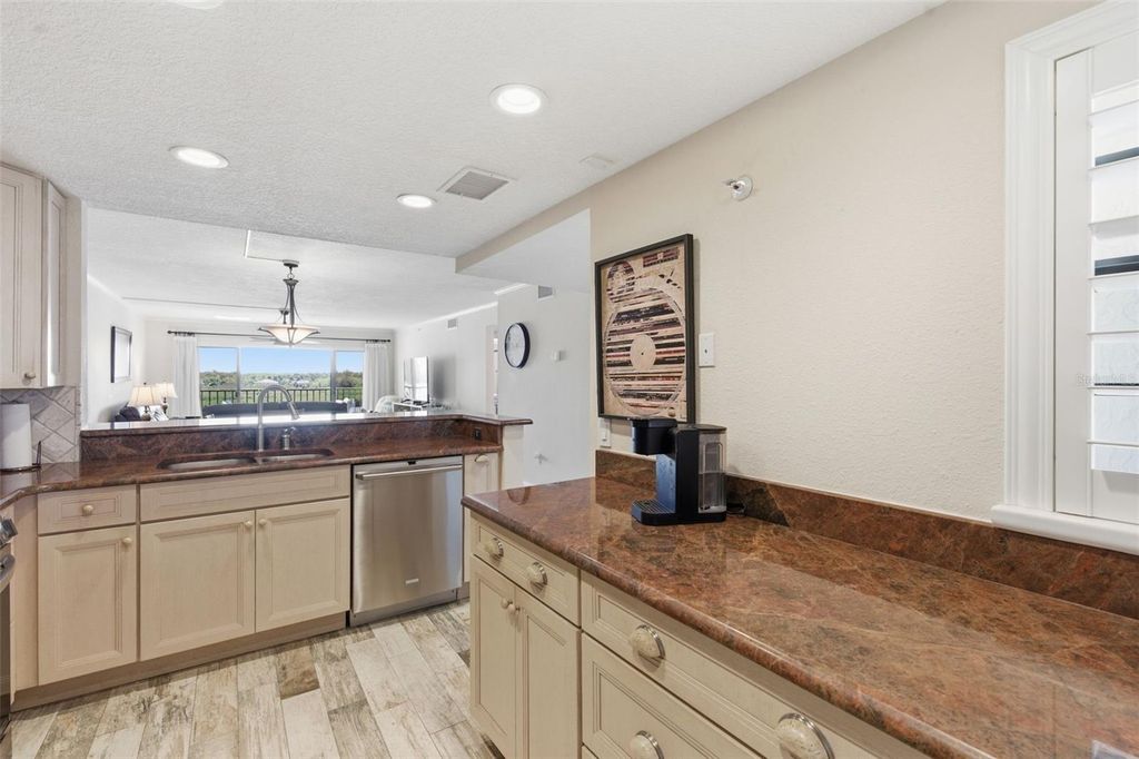 Image 21 of property listing at 19531 GULF BOULEVARD 609, Indian Shores, FL 33785