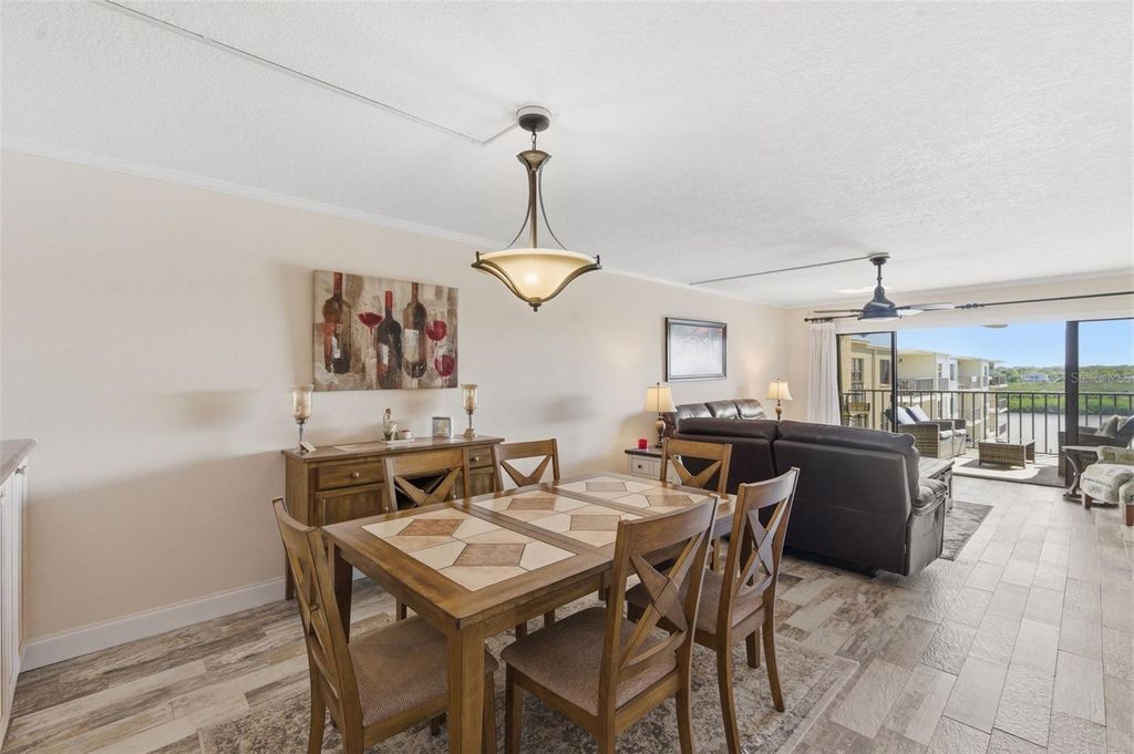 Image 26 of property listing at 19531 GULF BOULEVARD 609, Indian Shores, FL 33785