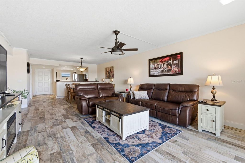 Image 31 of property listing at 19531 GULF BOULEVARD 609, Indian Shores, FL 33785