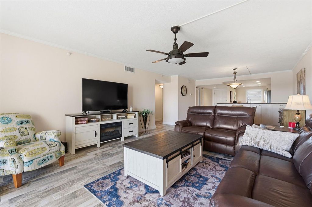 Image 32 of property listing at 19531 GULF BOULEVARD 609, Indian Shores, FL 33785