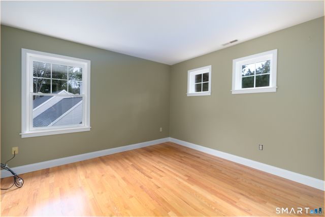 16 Caveson Court 16, Middlebury, CT 06762