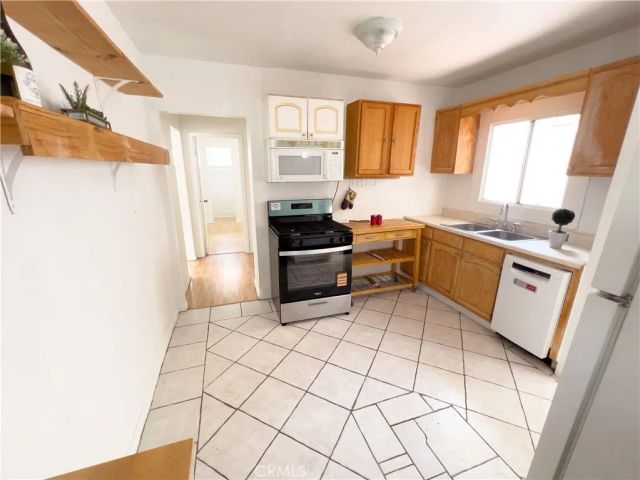 1915 Echo Park, Los Angeles, CA 90026