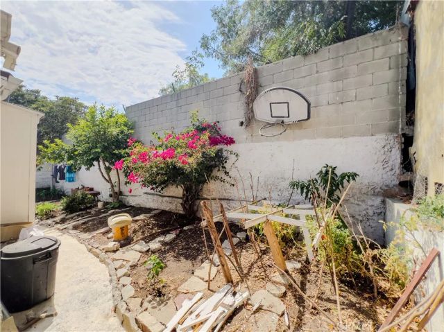 1915 Echo Park, Los Angeles, CA 90026