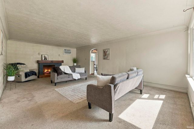 1730 Lower Huntington Road, Fort Wayne, IN 46819