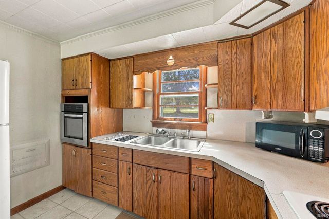 1730 Lower Huntington Road, Fort Wayne, IN 46819