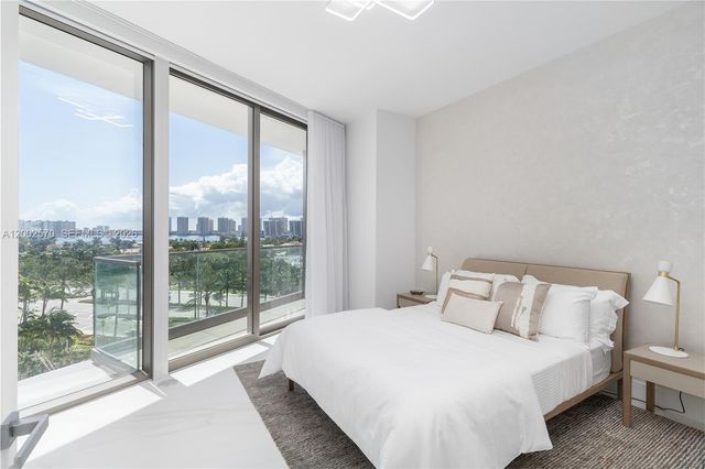 18975 Collins Ave 504, Sunny Isles Beach, FL 33160