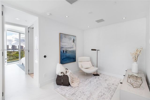 18975 Collins Ave 504, Sunny Isles Beach, FL 33160
