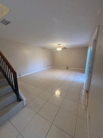 5821 Swordfish Court B, Tamarac, FL 33319