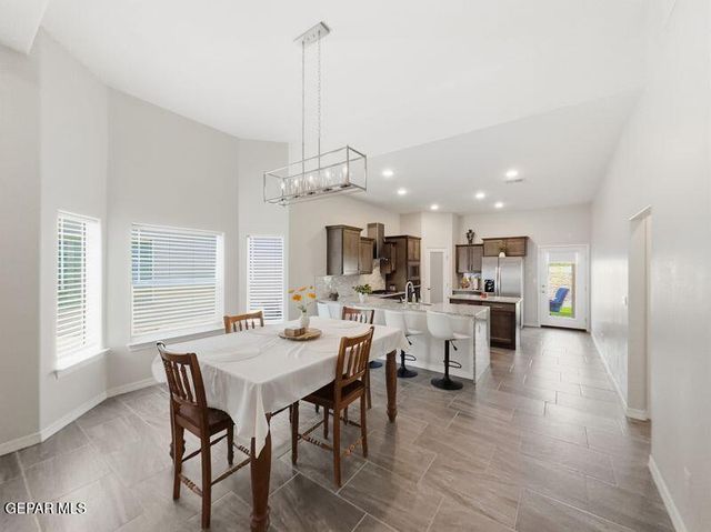 230 LYDIA Street, Sunland Park, NM 88008
