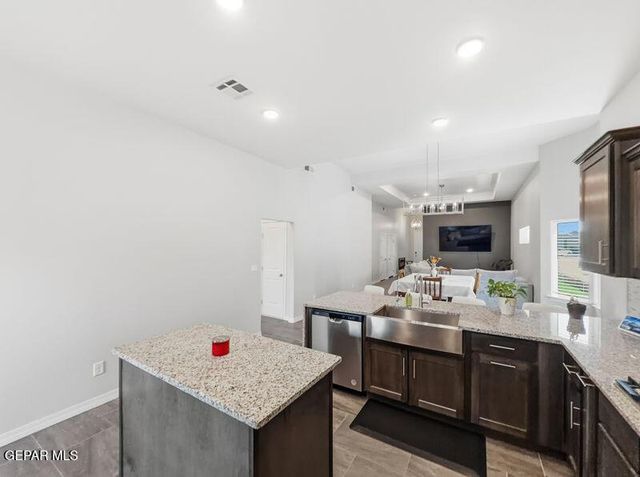 230 LYDIA Street, Sunland Park, NM 88008