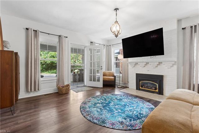 2104 Hampton BLVD, Norfolk, VA 23517