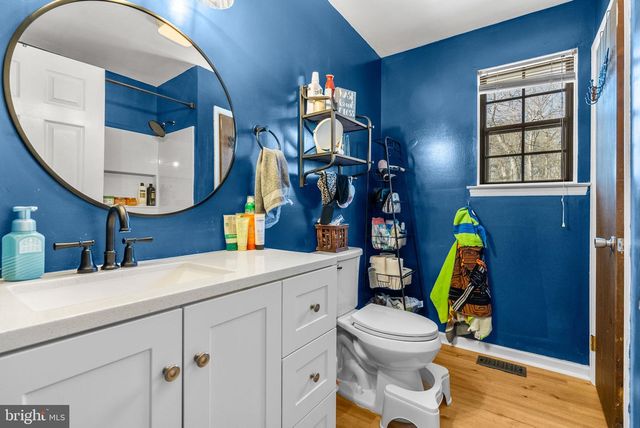 72 WOODHAVEN WAY, Sicklerville, NJ 08081