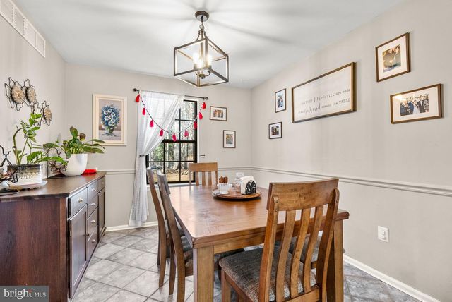 72 WOODHAVEN WAY, Sicklerville, NJ 08081