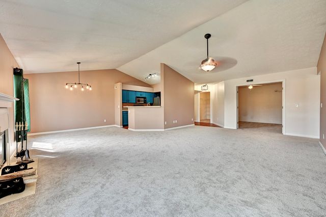 1460 Taramore Drive, 301, Florence, KY 41042