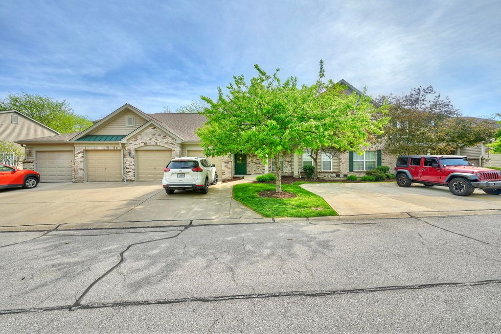 1460 Taramore Drive, 301, Florence, KY 41042