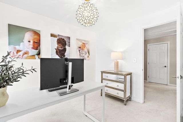 1 Castle Rd, Medway, MA 02053