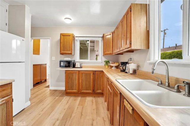 3227 E Del Mar Boulevard, Pasadena, CA 91107