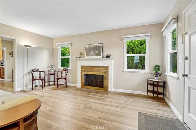 3227 E Del Mar Boulevard, Pasadena, CA 91107
