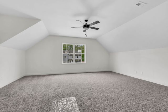 265 Wayne Hall Rd, Clarksville, TN 37040