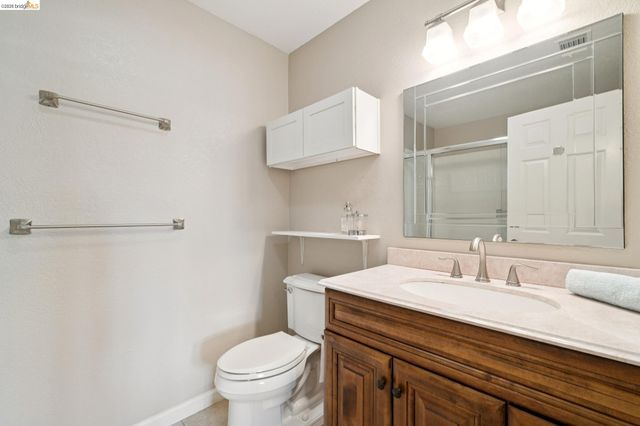 8 Pomfret Walk, Pleasant Hill, CA 94523