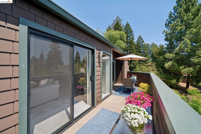 8 Pomfret Walk, Pleasant Hill, CA 94523