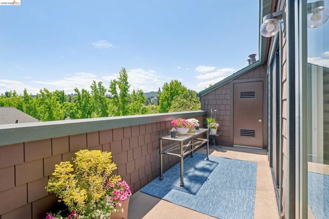 8 Pomfret Walk, Pleasant Hill, CA 94523