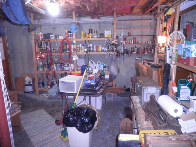 18 Manor View Drive, Raymond, NH 03077