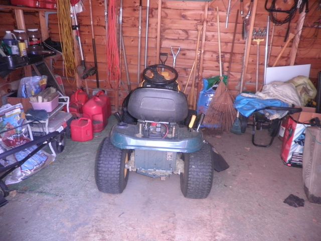 18 Manor View Drive, Raymond, NH 03077