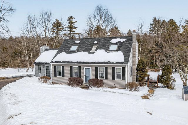 18 Manor View Drive, Raymond, NH 03077