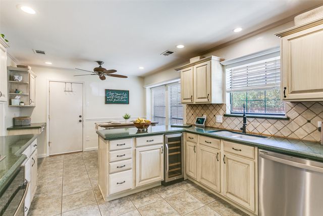 3914 Ambleside Drive, Colleyville, TX 76034