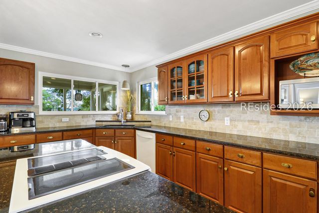 644 W Branch Rd, Ridgeland, SC 29936