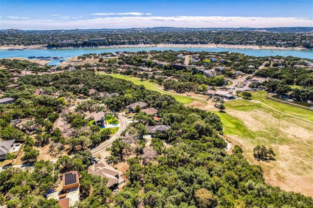 18620 Champions CIR, Point Venture, TX 78645