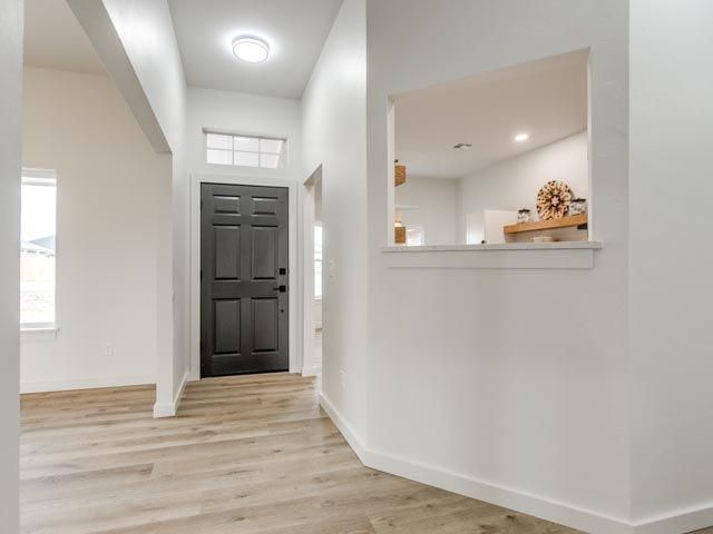 8709 Woodbend Drive, Oklahoma City, OK 73135