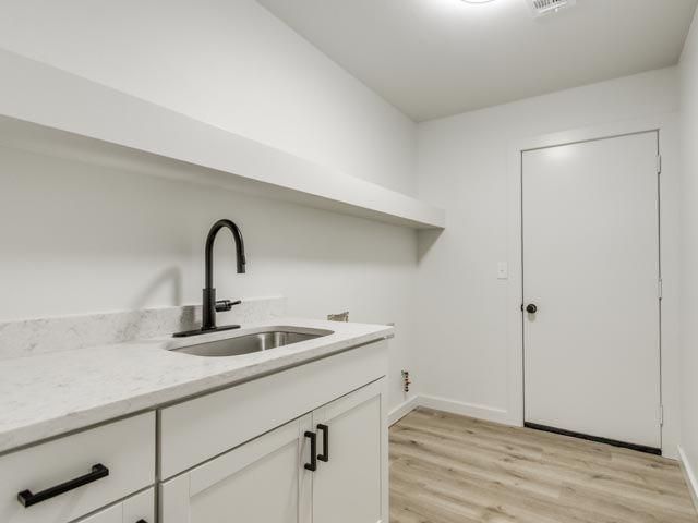 8709 Woodbend Drive, Oklahoma City, OK 73135