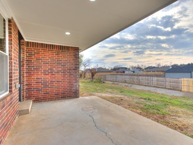 8709 Woodbend Drive, Oklahoma City, OK 73135