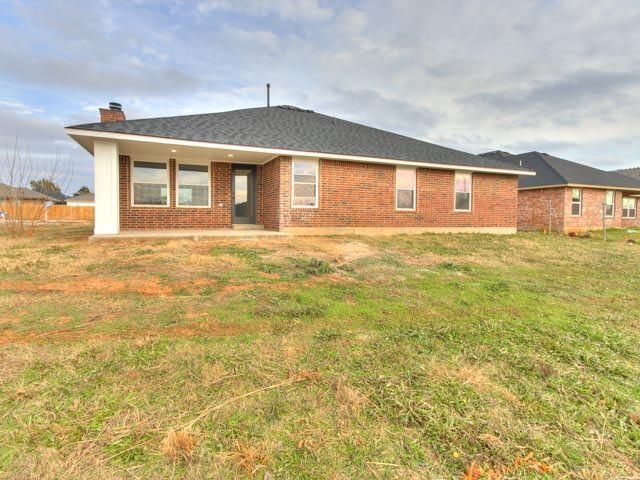 8709 Woodbend Drive, Oklahoma City, OK 73135