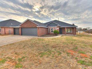 8709 Woodbend Drive, Oklahoma City, OK 73135