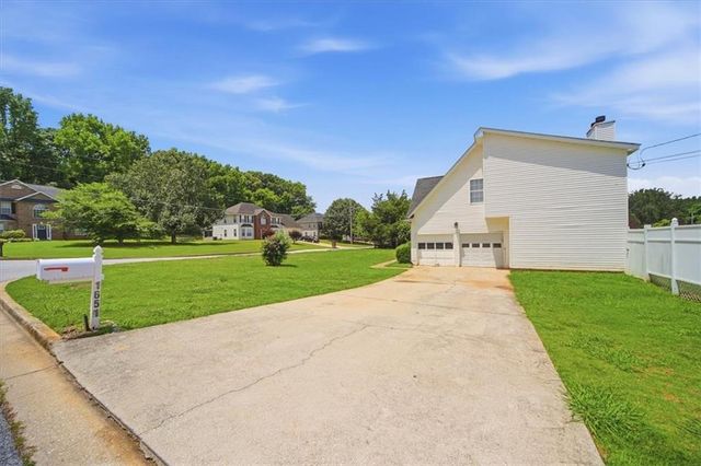 1651 Duren Fields Way, Lithonia, GA 30058