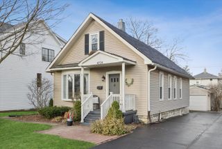 4714 Highland Avenue, Downers Grove, IL 60515