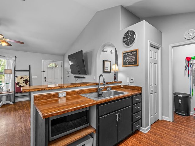 109 Spokan Trail, Crawfordville, FL 32327