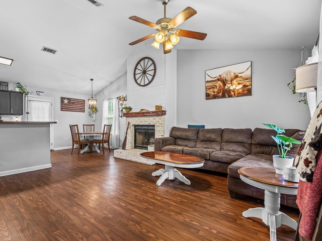 109 Spokan Trail, Crawfordville, FL 32327